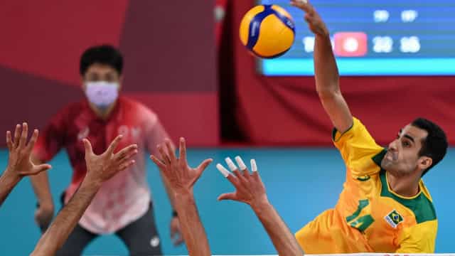 ‘Morta, mas passo bem’, brinca Douglas Souza após vitória sobre os EUA