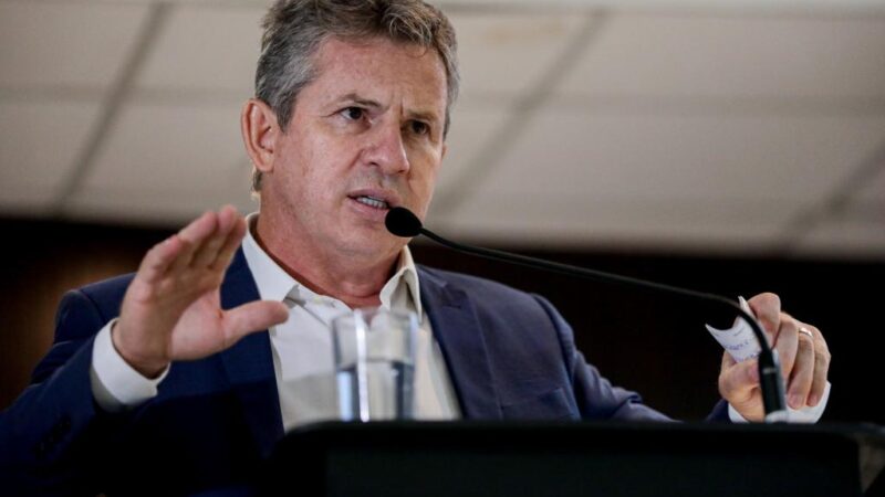 “Vamos ajudar a erradicar o analfabetismo em Mato Grosso”, afirma governador
