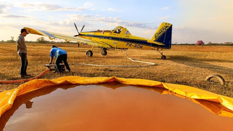 Aviões entram em ação para auxiliar no combate a incêndio no Pantanal mato-grossense