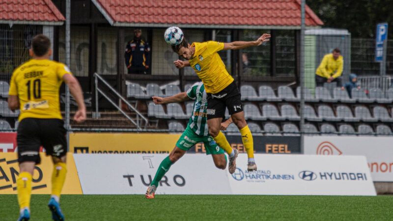 Com direito a goleada, Paulo Ricardo celebra estreia vitoriosa na Finlândia