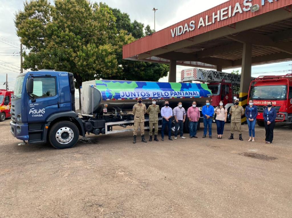 Caminhão-pipa vai reforçar combate aos incêndios no Pantanal