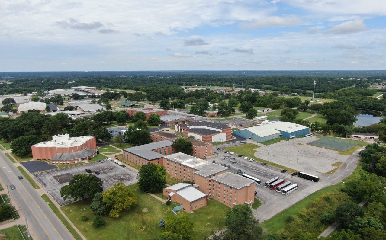 Oportunidade Escola Americana de Teologia Good News abre as inscrições para estudantes brasileiros
