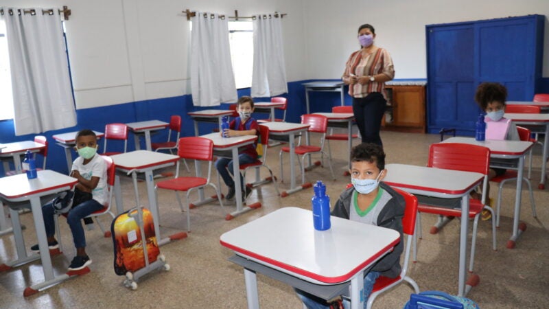 Escolas Municipais de Vera retomam aulas presenciais