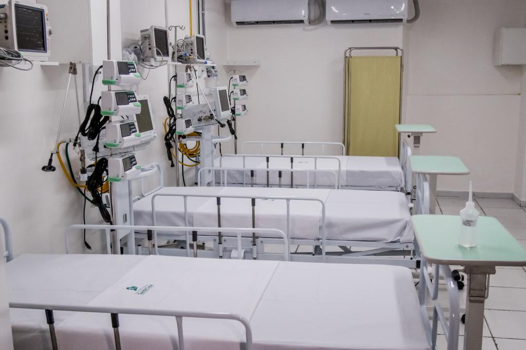 Justiça não vê ineficiência de respiradores e nega pedido em ação que tenta tirar equipamentos de UTIs