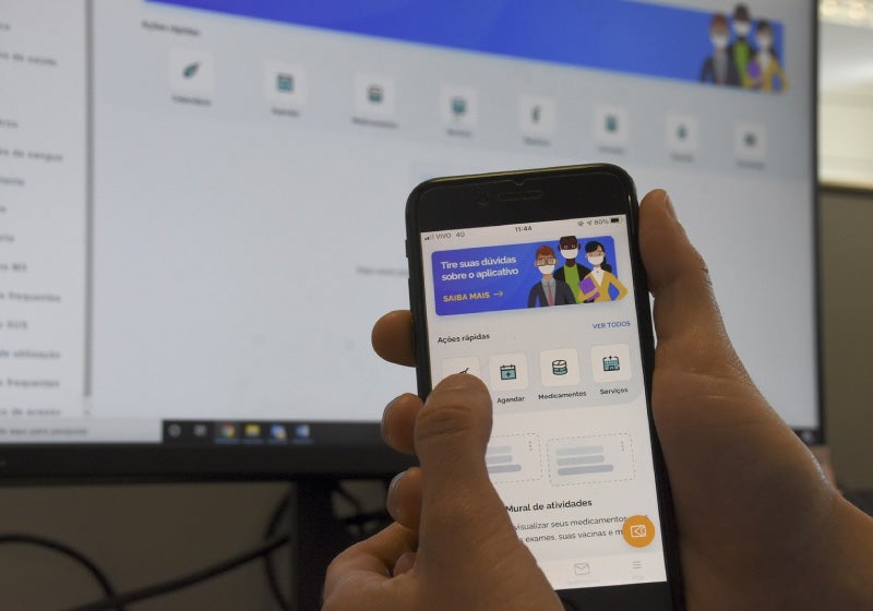 Veja como tirar o comprovante digital de vacinação contra covid