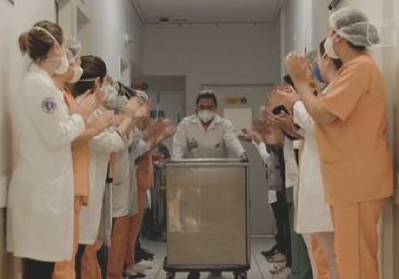Hospital de SP desativa ala da covid e vídeo viraliza nas redes sociais