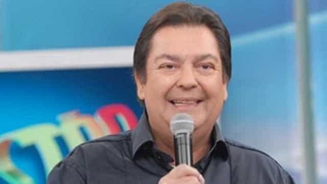 Faustão é submetido a cirurgia