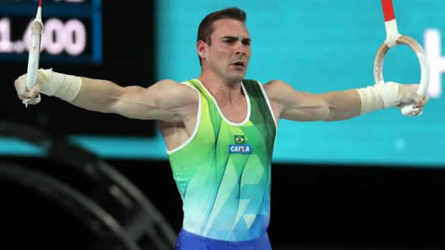 Zanetti busca se tornar primeiro ginasta do mundo com 3 medalhas nas argolas