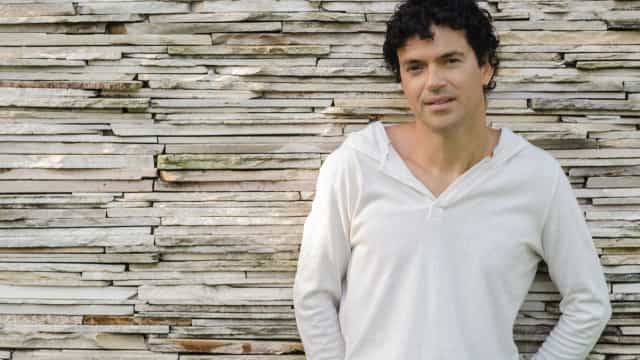 Jorge Vercillo diz que mercado digital de música ‘paga mal e explora artistas’