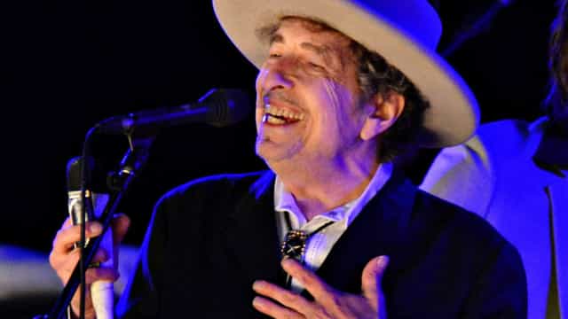 Bob Dylan é acusado de cometer abusos sexuais contra garota de 12 anos em 1965