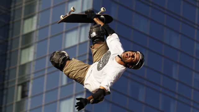 Bob Burnquist exalta skate nas Olimpíadas e defende uso da maconha