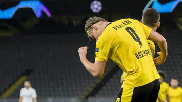 Com apresentação de gala de Haaland, Borussia Dortmund goleia Einthacht Frankfurt