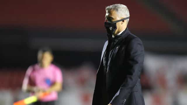 ‘São favoritos, mas nós acreditamos’, projeta Crespo sobre jogo no Allianz Parque