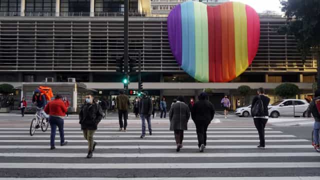 Frente fria traz chuvas ao Estado de SP, com risco de deslizamentos no litoral