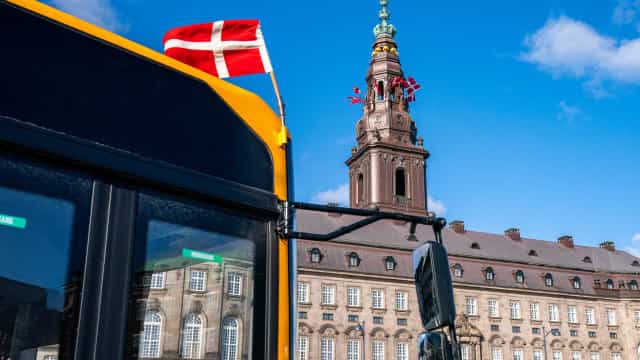 Dinamarca vai eliminar uso obrigatório de máscara em transportes públicos