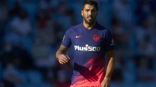 Com dois de Correa, Atlético de Madrid inicia busca pelo bi espanhol com vitória