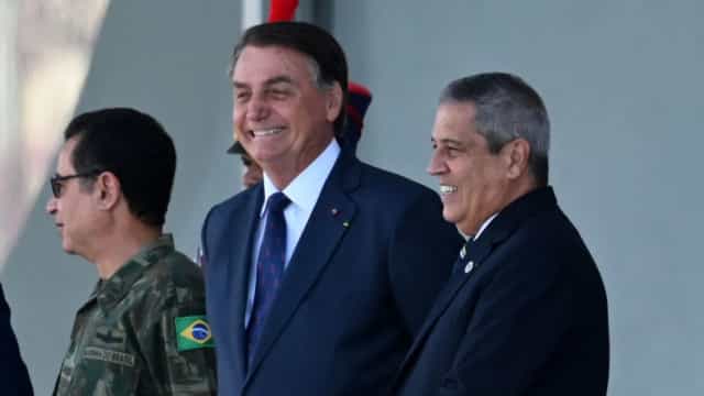 ‘Se Bolsonaro usasse máscara comigo, eu ficaria ofendido’, diz presidente da Guiné-Bissau