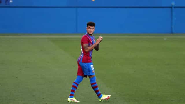 Coutinho não joga em Bilbao, mas Koeman diz que meia pode ser o 10 do Barcelona