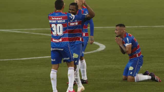 Fortaleza perde pênalti no fim, empata com Juventude e fica sem a vice-liderança
