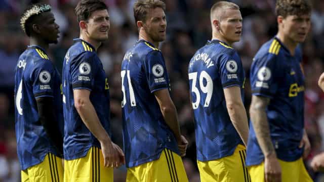 United empata com Southampton e iguala recorde de visitas sem derrotas no Inglês