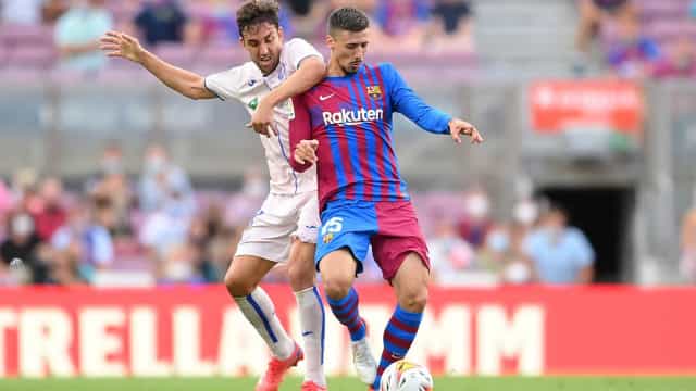 Coutinho fica na reserva e vê Barcelona ganhar do Getafe, sem brilho, no Espanhol