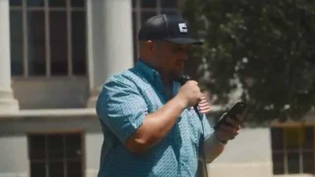 Líder de movimento antimáscara morre de covid-19 aos 30 anos