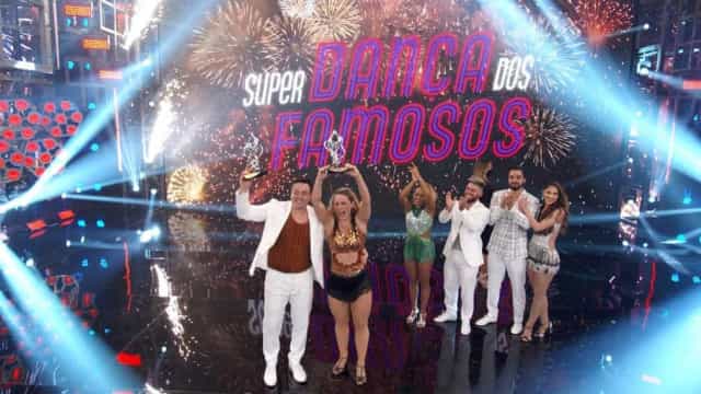 Paolla Oliveira vence Super Dança dos Famosos