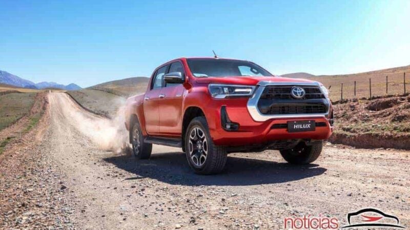 Hilux Diesel Hybrid a caminho – Land Cruiser estreia tecnologia