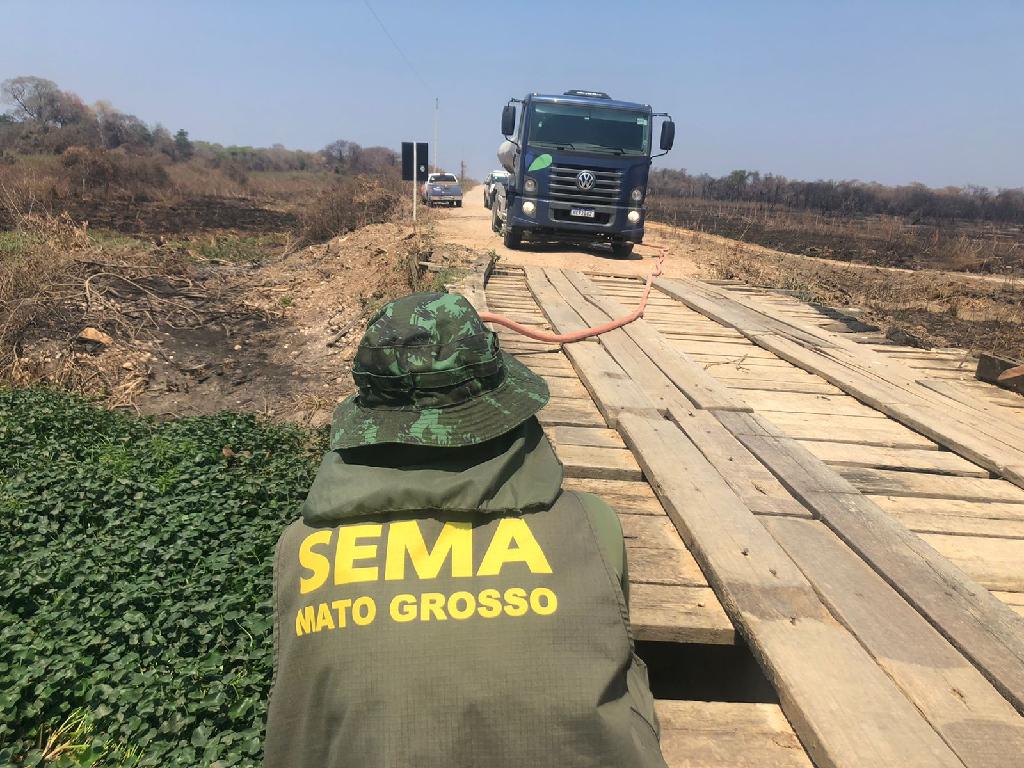 Estado começa a distribuição de água para os animais do Pantanal