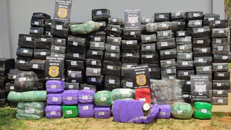 Polícia Civil apreende quase cinco toneladas de maconha transportadas em meio a uma carga de tutano