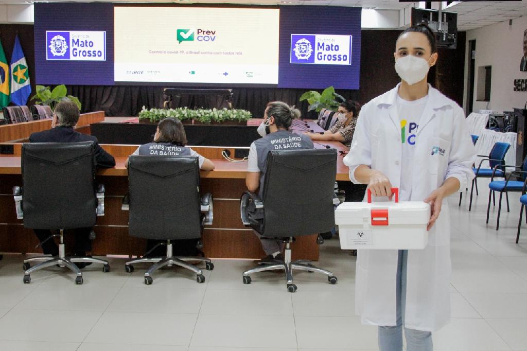 Técnicos do Ministério da Saúde realizam pesquisa em diversos bairros de Cuiabá e Várzea Grande