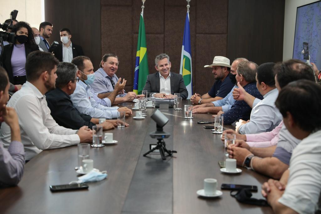 “Asfalto na MT-448 vai encurtar em 200 km a distância até Cuiabá”, afirmam prefeitos