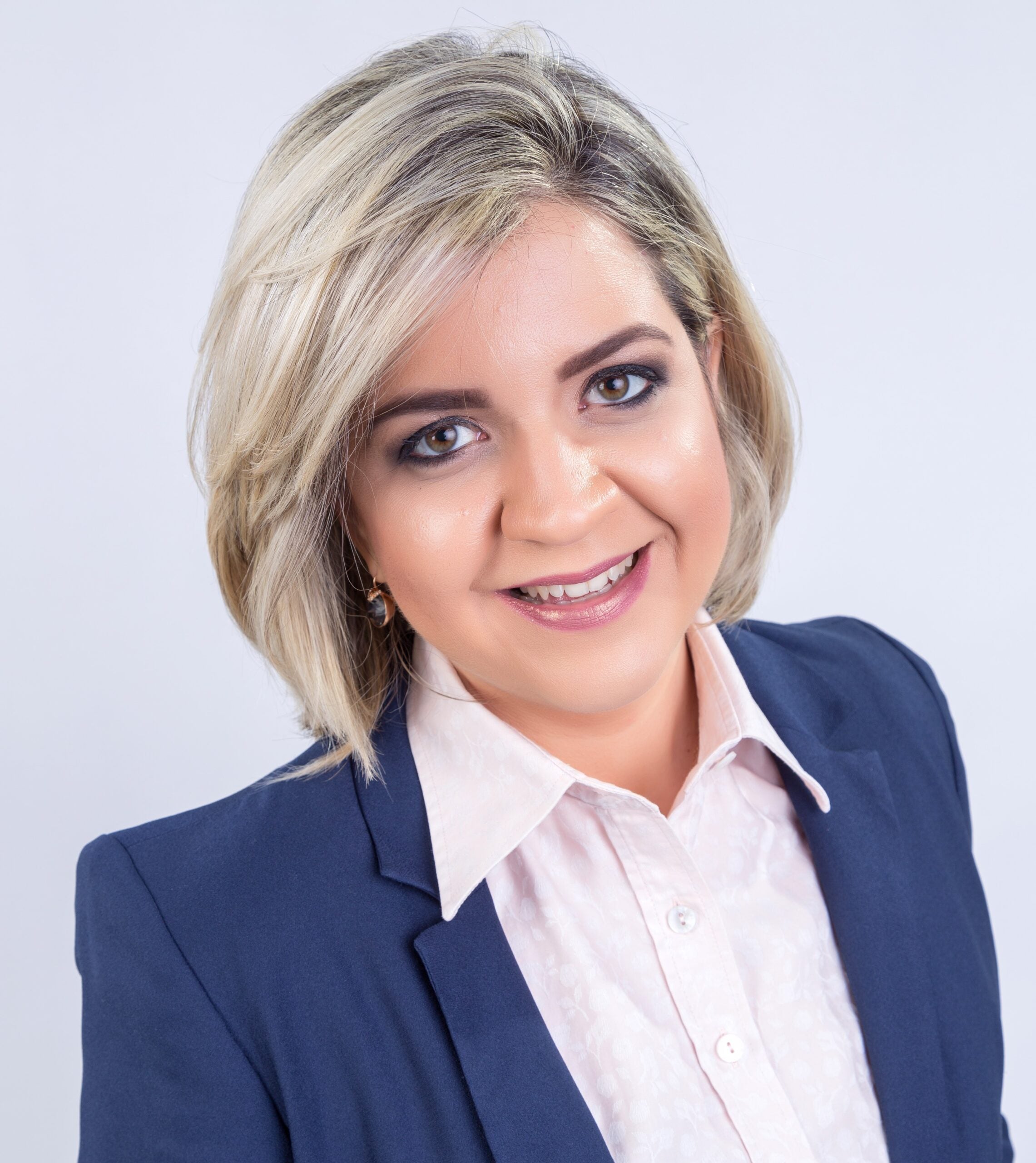 Psicóloga inaugura clínica voltada para empresas que cuidam da saúde mental dos colaboradores, em Cuiabá