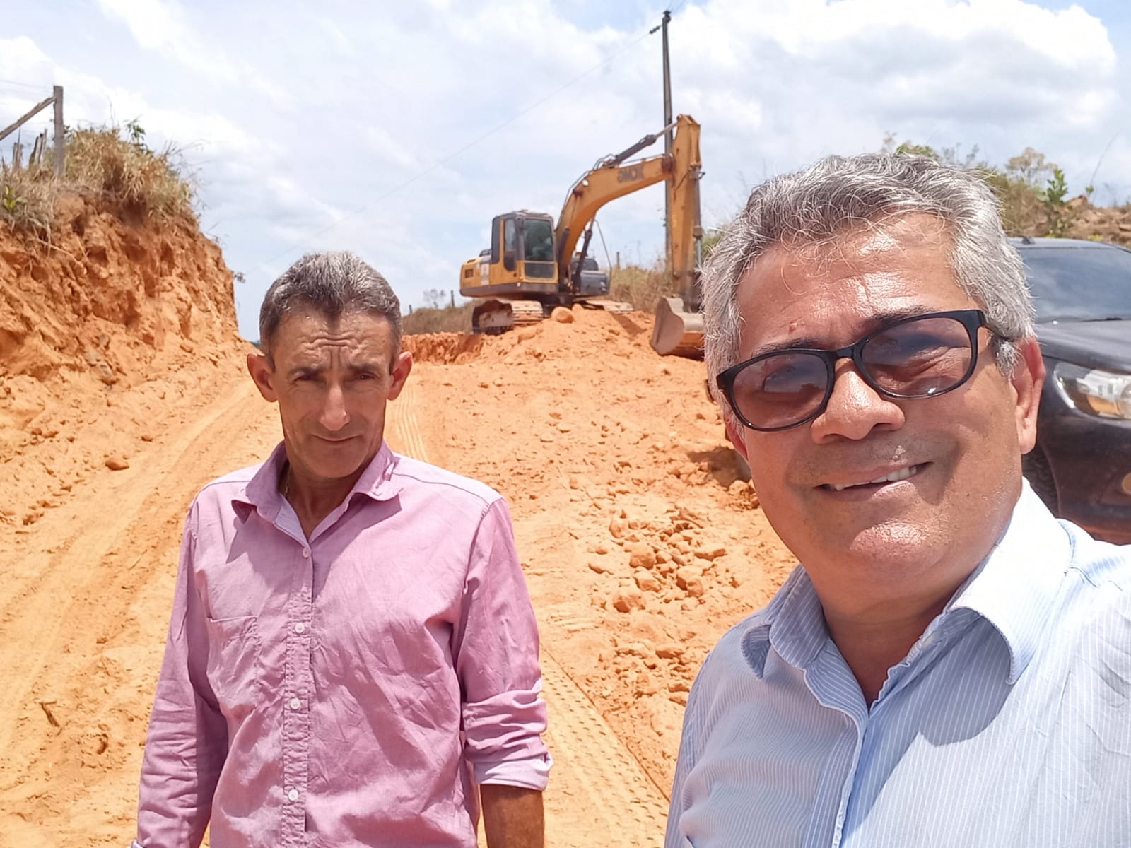 Vereadores acompanham os trabalhos de rebaixamento de serra em Guarantã do Norte