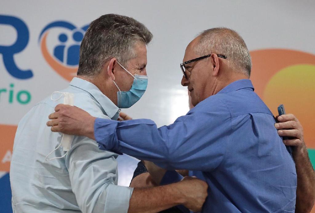 Governador faz parceria com prefeito e destina R$ 40 milhões para asfaltar distritos industriais