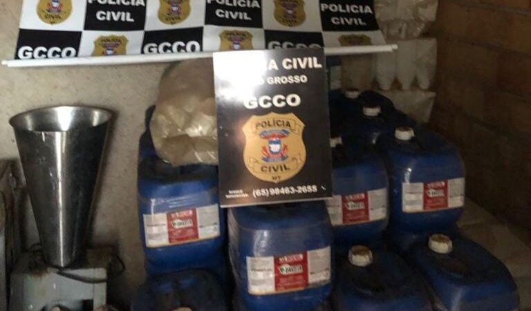 Polícia Civil apreende 12 toneladas de defensivos em propriedade em Chapada dos Guimarães