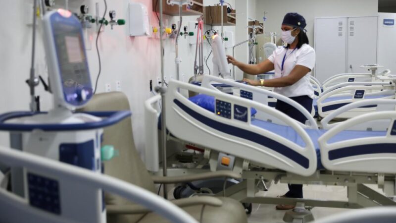 Com taxa de ocupação em cerca de 50%, SES notifica municípios sobre leitos de UTI Covid-19