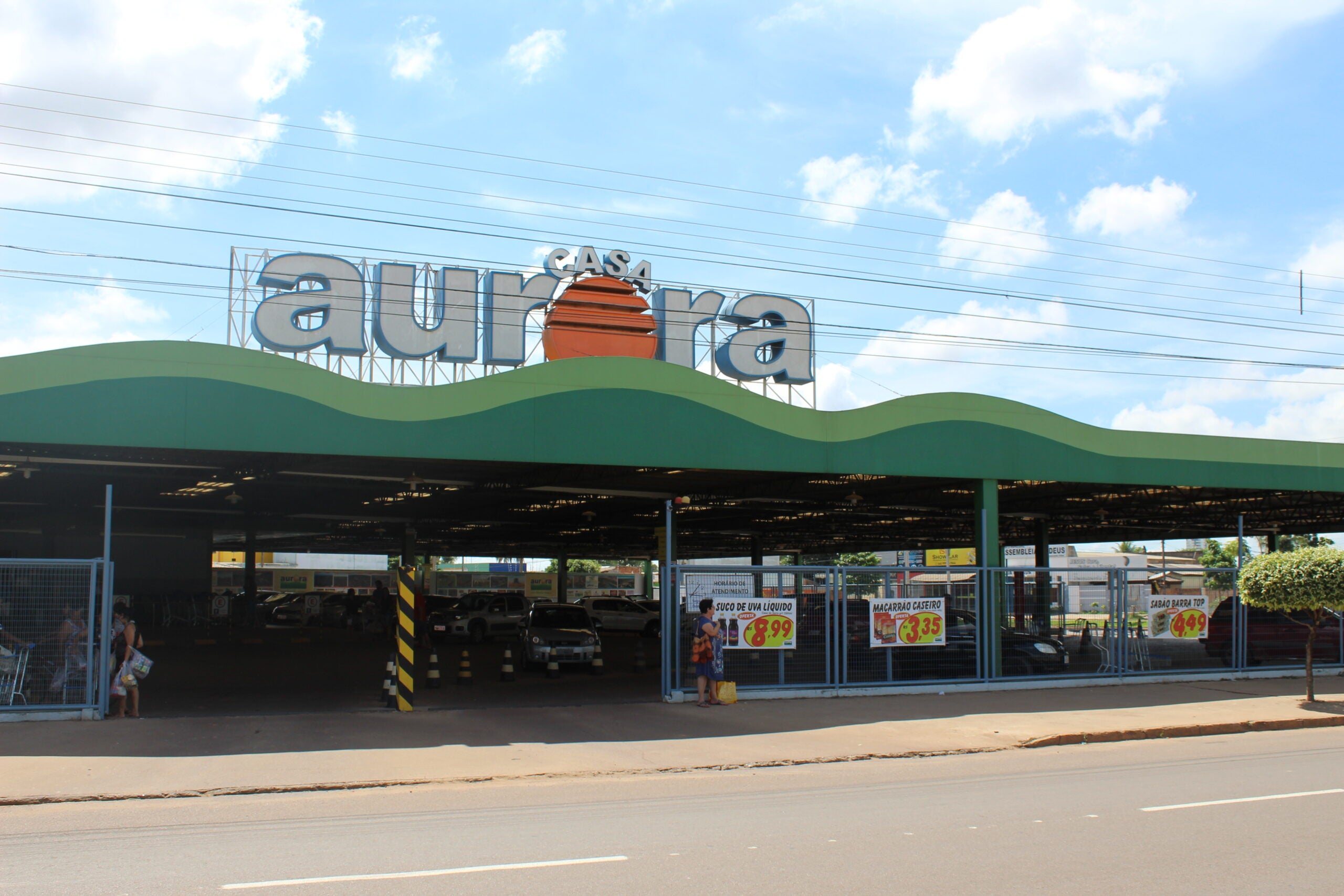 CASA AURORA | Em 35 anos, rede de supermercados focou em gestão e tecnologia