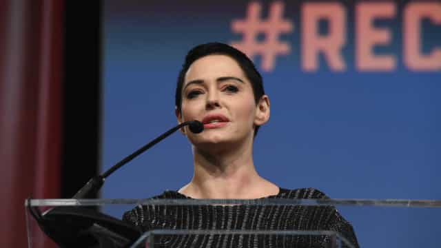 Rose McGowan diz que Oprah Winfrey "é tão falsa quanto parece"