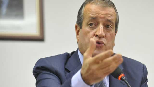 Após criticar bandeiras de Bolsonaro, líder do centrão usa provocação para pedir troca em banco