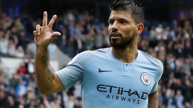 Agüero revela que recusou a camisa 10 do Barcelona: ‘Seria desrespeito ao Messi’