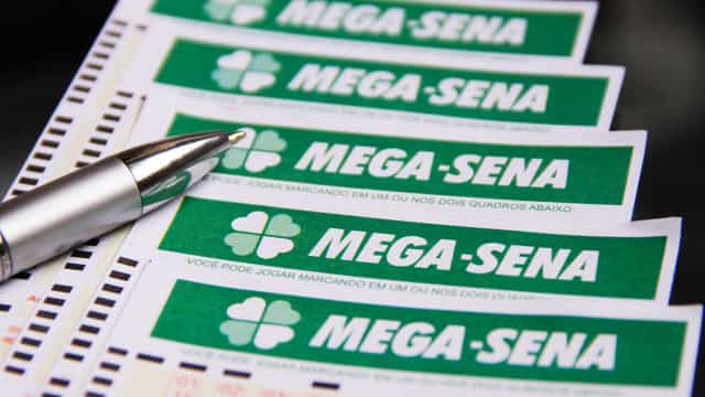 Ninguém acerta a Mega-Sena e prêmio acumula em R$ 45 milhões