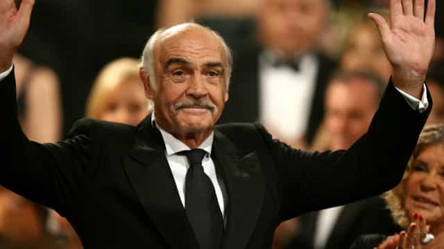 Bond de Sean Connery de 007 era ‘basicamente’ um estuprador, diz diretor