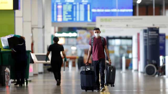 EUA vão suspender restrições de fronteiras com Brasil em novembro