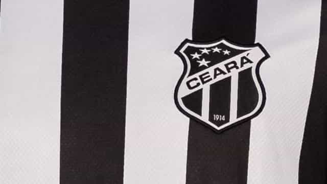 Ceará ganha da Chapecoense, quebra jejum e vence a primeira com Tiago Nunes