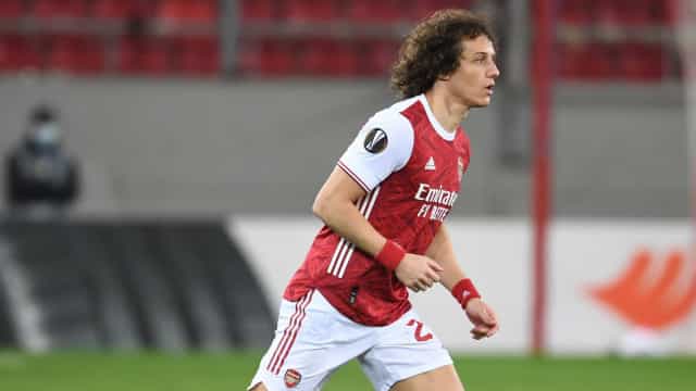 Flamengo anuncia contratação do zagueiro David Luiz até dezembro de 2022