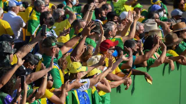 Manifestantes se decepcionam com discurso de Bolsonaro no DF