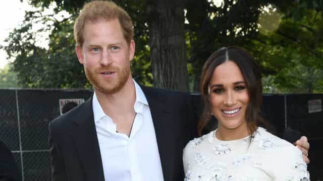 O mini vestido Valentino que Meghan Markle usou no Global Citizen Live