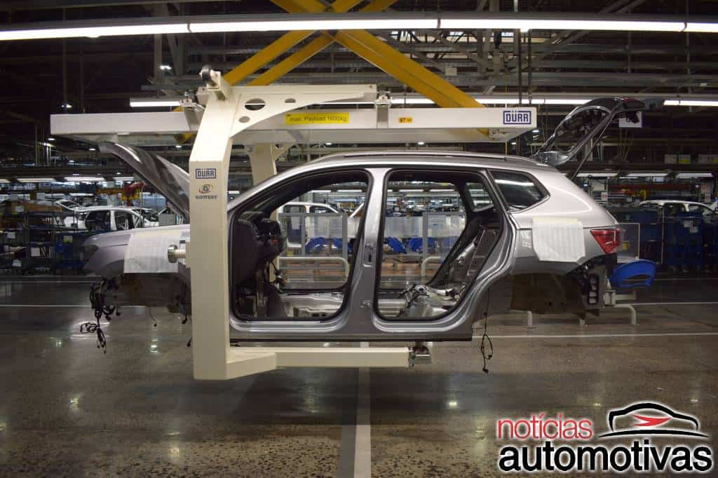 Montadoras: crise de chips custará US$ 210 bilhões em 2021