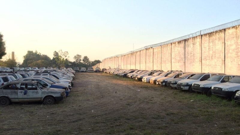 Seplag realiza leilão de veículos e motos inservíveis